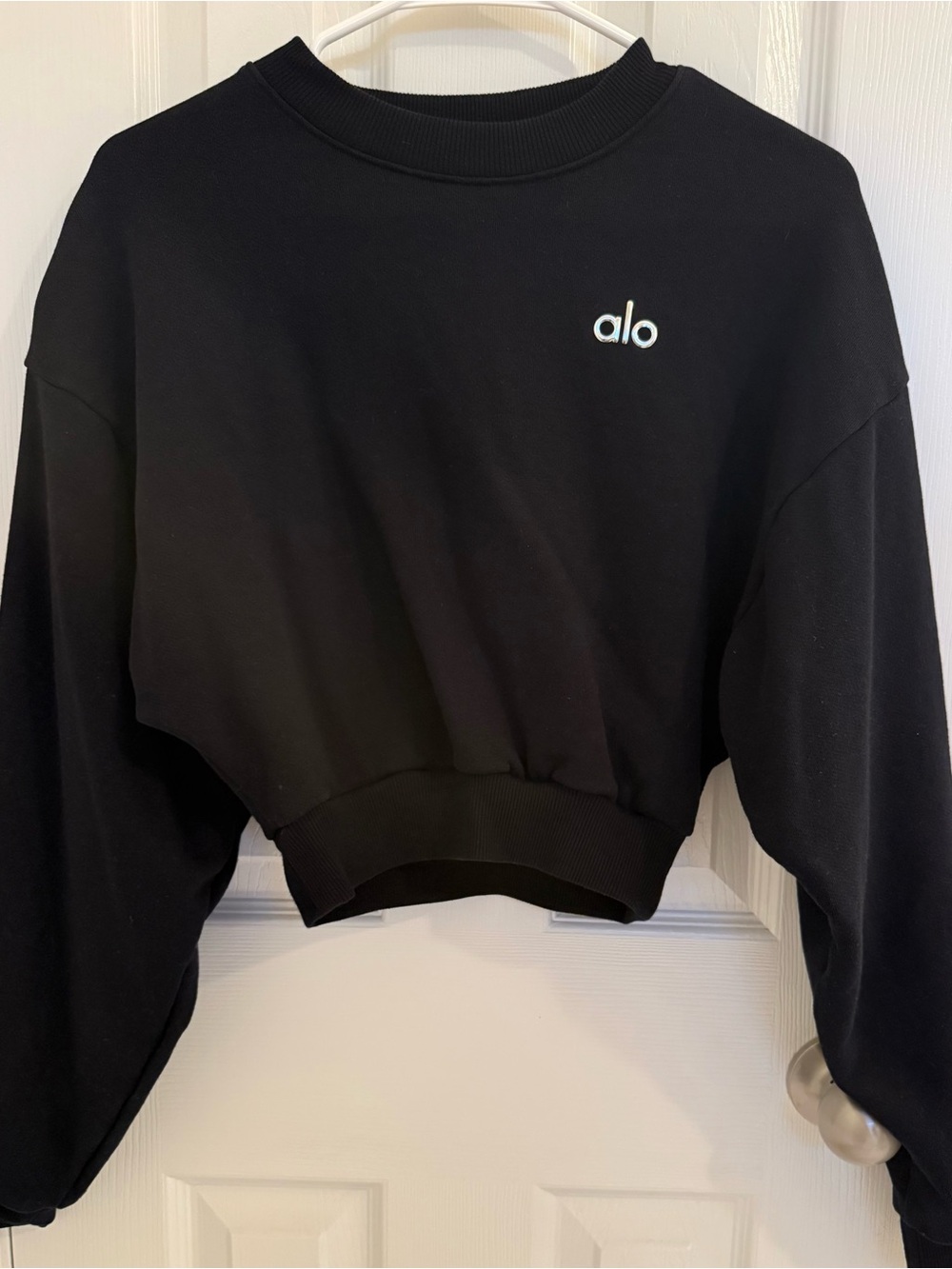 ALO Yoga Cropped Accolade Crewneck